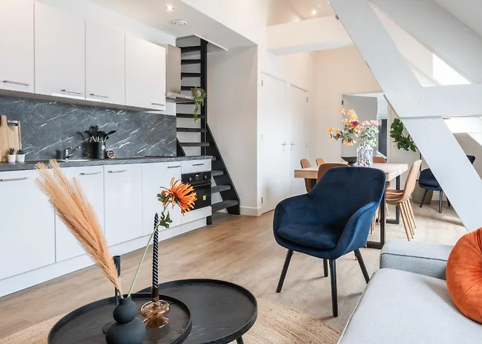 Xl 2br Near And Supermarket *