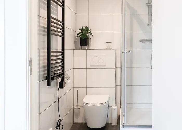 Xl 2br Near And Supermarket Tilburg