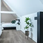 Xl 2br Near And Supermarket 公寓